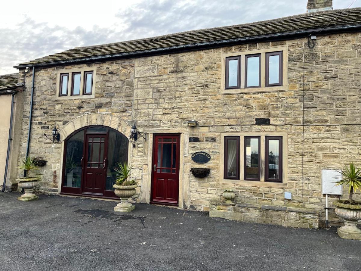 The Farm House Modern Spacious 2 Bedroom Home At Tong Road Leeds Perfect For Contractors Free Secure Parking Pudsey Esterno foto